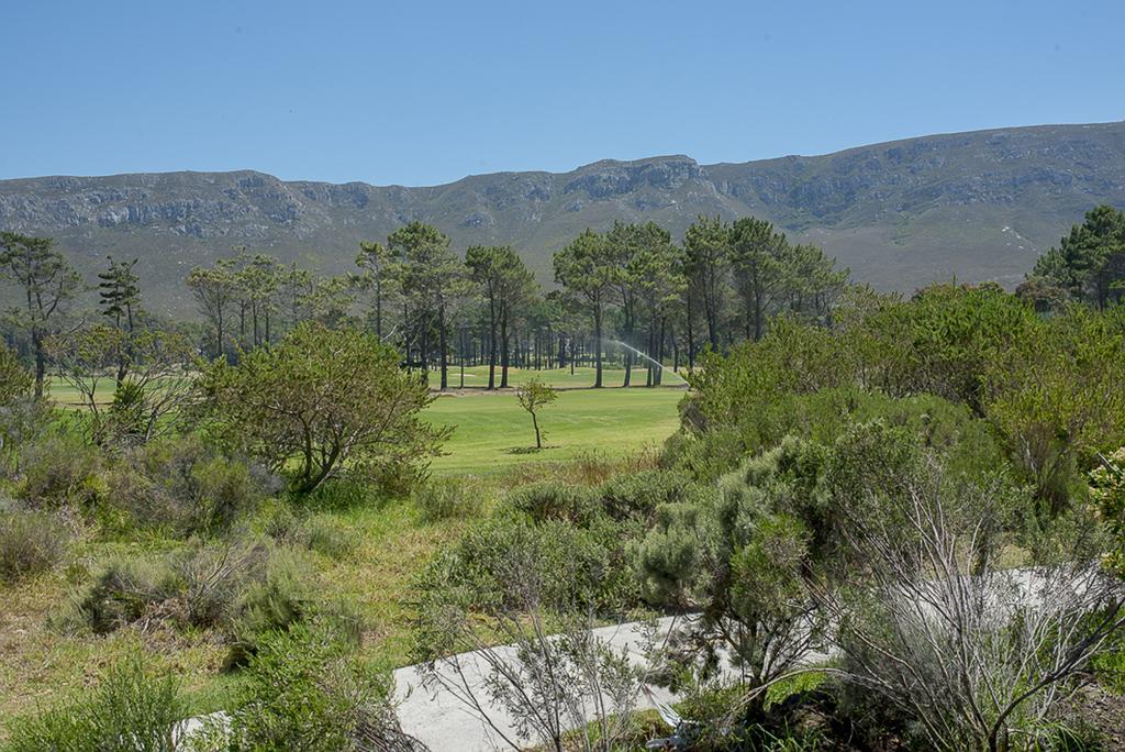 Fernkloof Fairways Villa Херманус Екстериор снимка